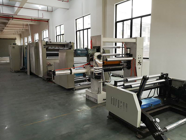 勝昌卷料燙金機成品率高，應用范圍廣